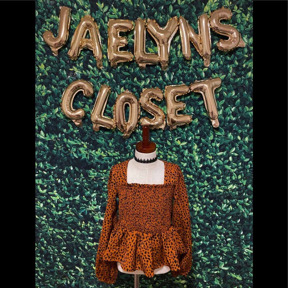 Cheetah print long sleeve blouse